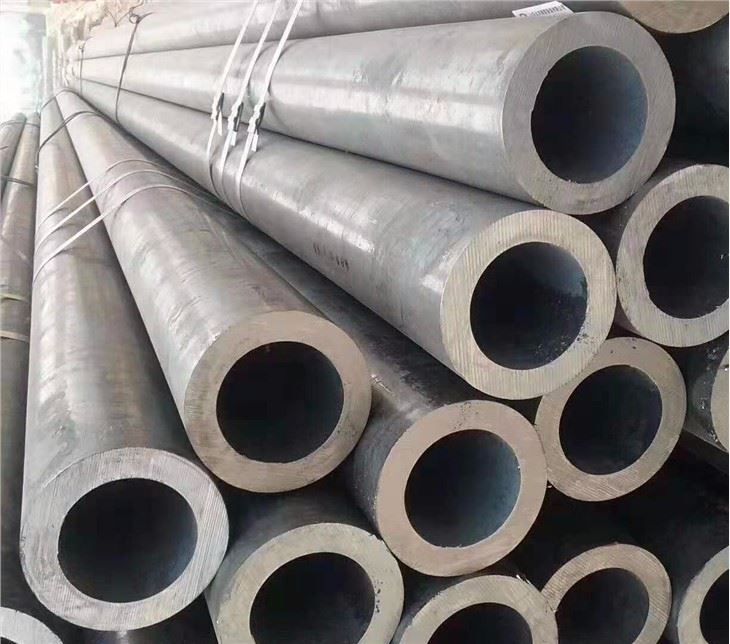 ASTM A106 A36 Ss400 Hot Rolled Seamless Carbon Steel Pipe